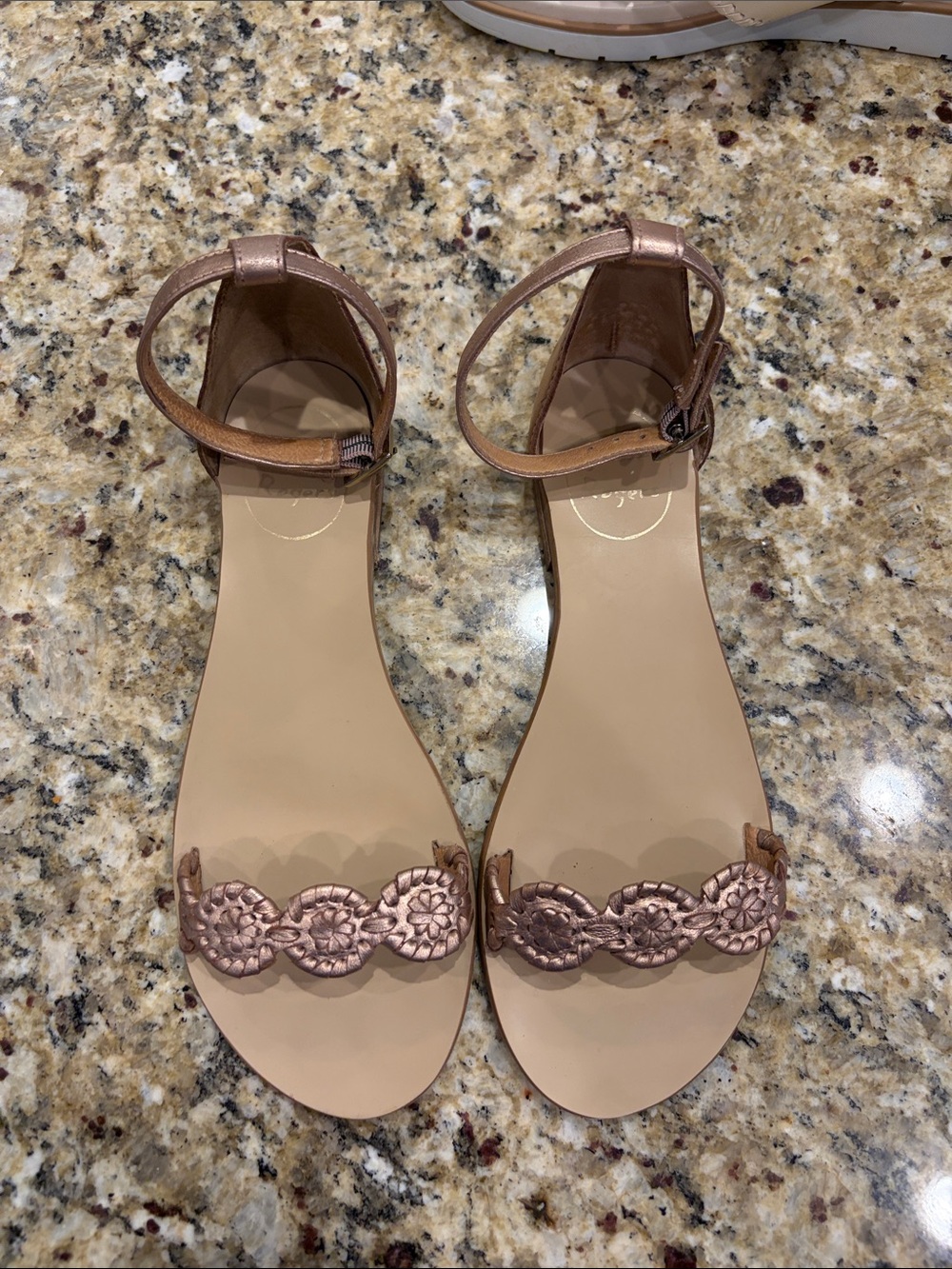 Jack Rogers Daphne Metallic Rose Gold Ankle-Strap Sandals size 6